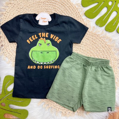 Conj. Camiseta Feel The Vibe e Bermuda - Preto e Verde